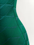 Qipao « vert émeraude », esprit hongkongais des années 60
