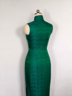 Qipao « vert émeraude », esprit hongkongais des années 60