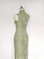 Qipao «Thé vert Longjing», esprit hongkongais des années 60