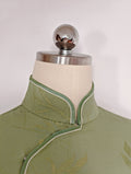 Qipao «Thé vert Longjing», esprit hongkongais des années 60