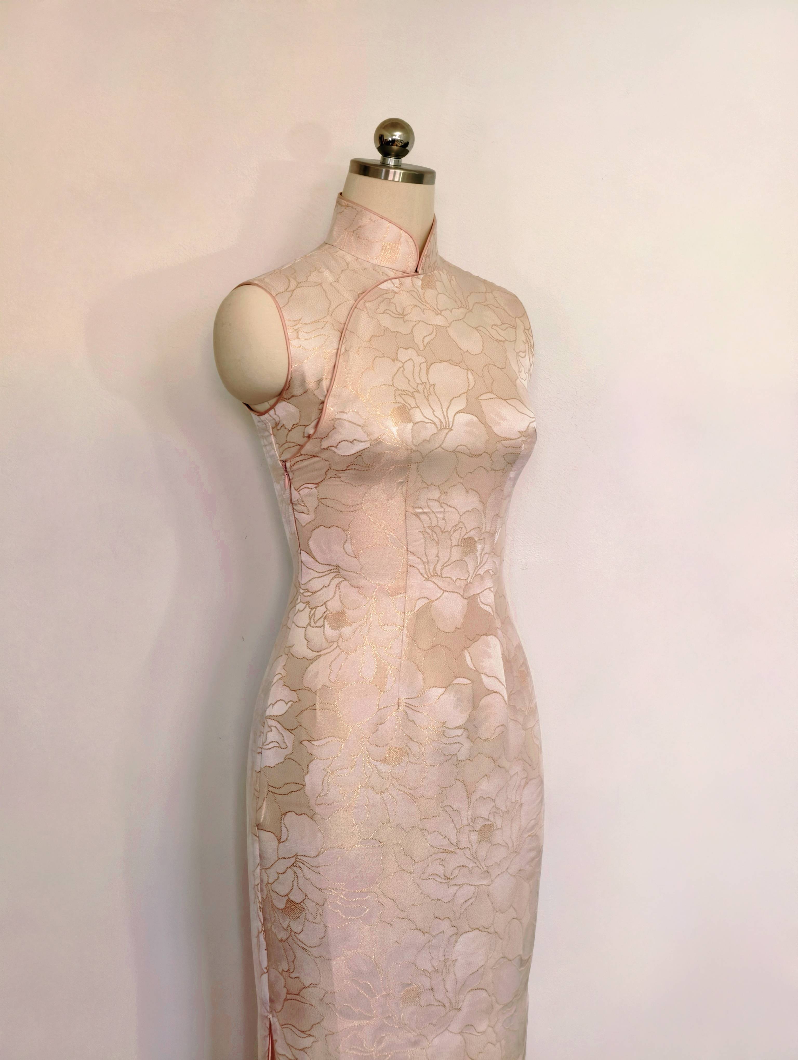 Qipao  « Pierre de Ronsard », esprit Hongkongais des années 60