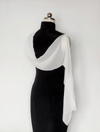 Qipao « Noir et blanc » , esprit hongkongais des années 60